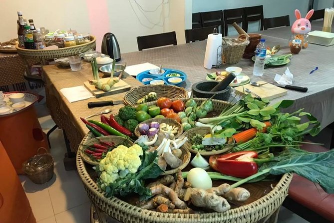 Phuket Easy Thai Cooking Class and Market Tour - Cooking in the Open Kitchen: Your 2-Hour Hands-On Session