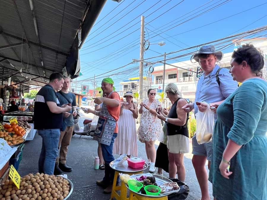 Phuket foodie tour+ Thai cooking class + Local food tasting - Street food tastings: Phuket desserts, snacks, and local dishes