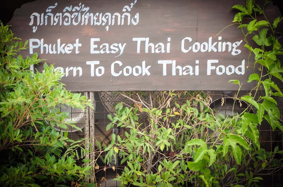 Phuket: Half Day Easy Thai Cooking Class & Local Market Tour - Inside the Cooking School: Prep Is Air-Conditioned, Cooking Isn’t