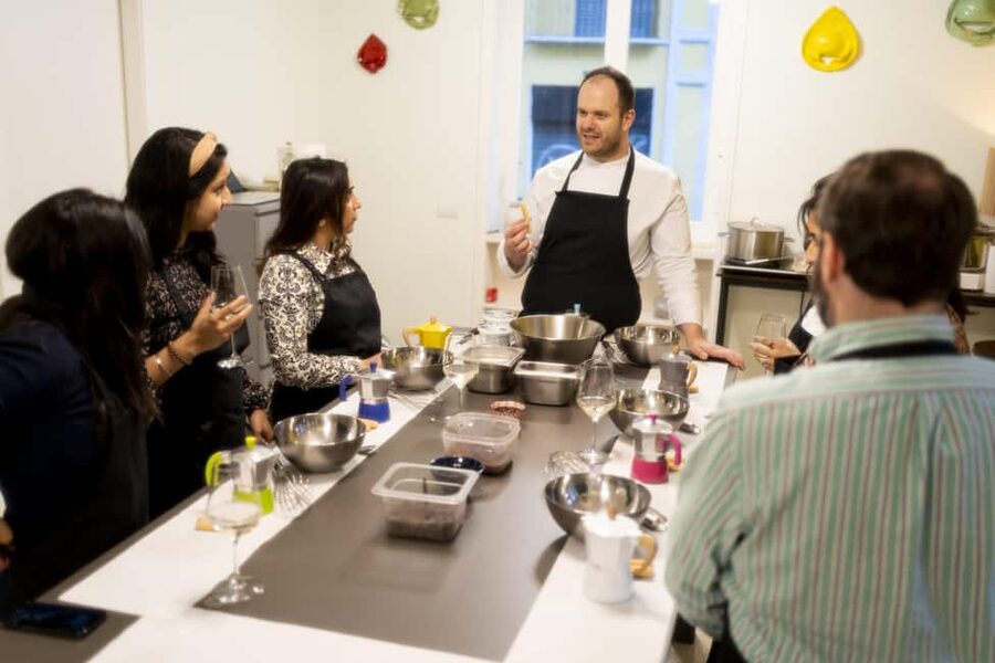 Pizza and Tiramisu Cooking Class with Wine in Milan - Key things to know before you go