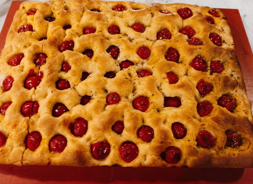 Pizza and Tiramisu Cooking Class with Wine in Milan - Price and value: is $77 per person worth it?