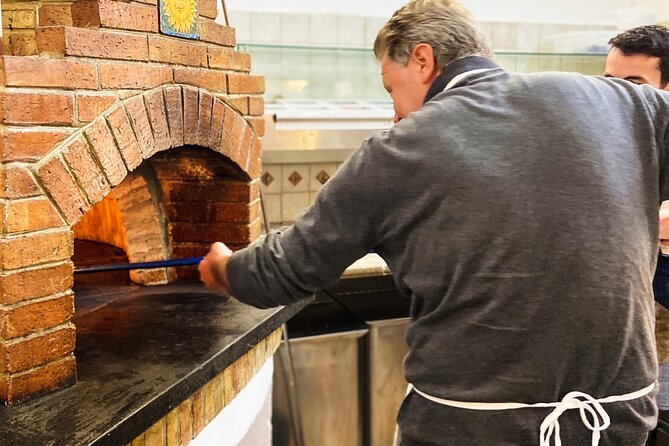 Pizza Cooking Class - How the instruction feels in real life: pace, staff, and group size