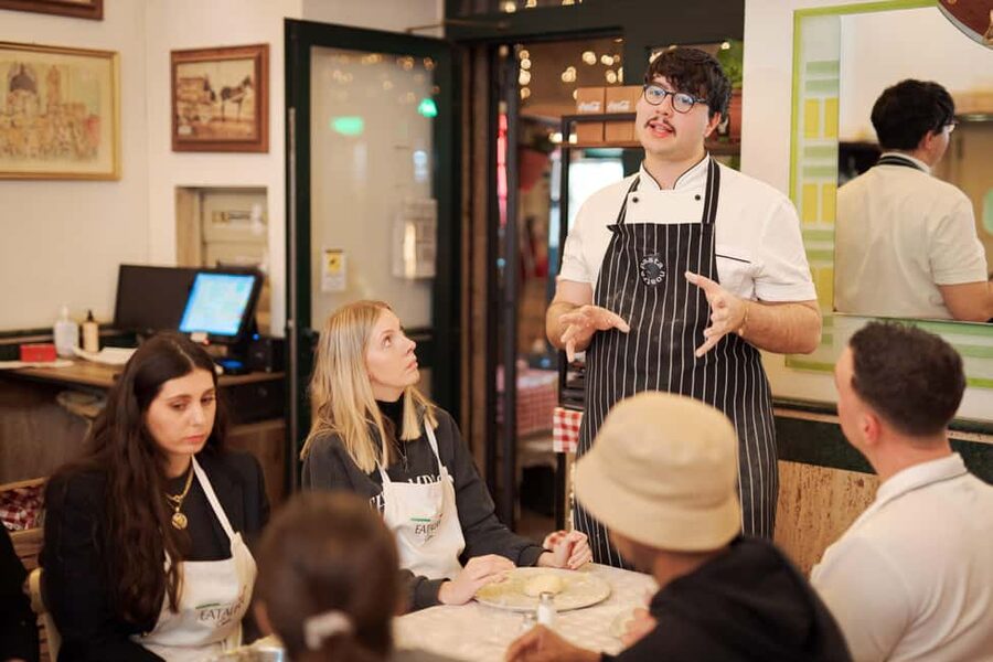 Pizza Cooking Class in Rome - Piazza Navona - Bruschetta first, then pizza: how the meal is paced