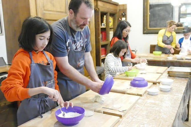 Pizza & Gelato Making Class in Oltrarno with Eating Europe - Price in context: what $106.93 buys you in Florence