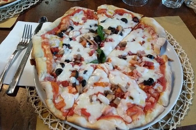 Pizza & Gelato Making Cooking Class in Florence - Pizza From Scratch: Dough, Toppings, and the Moment It Becomes Real