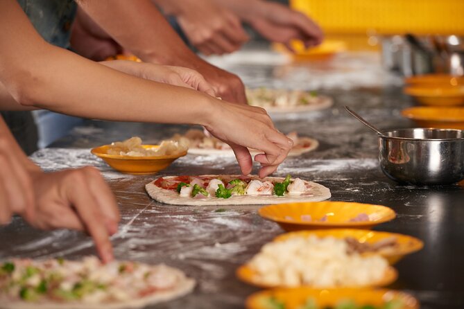 Pizza, Pasta and Tiramisù Cooking Class with Chef in Rome - Key things I’d notice before booking
