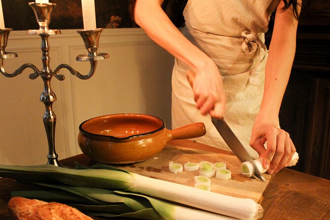 Plant-based French Cooking Class in Historic Bordeaux Apartment - Dinner in candlelight: conversation, pace, and bringing your own wine