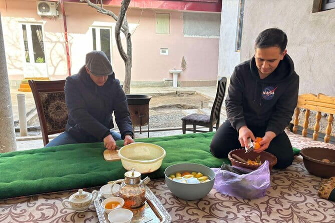 Plov Cooking Class at Local Uzbek House - From Siyob Bazaar to plov perfection: the flow of your morning