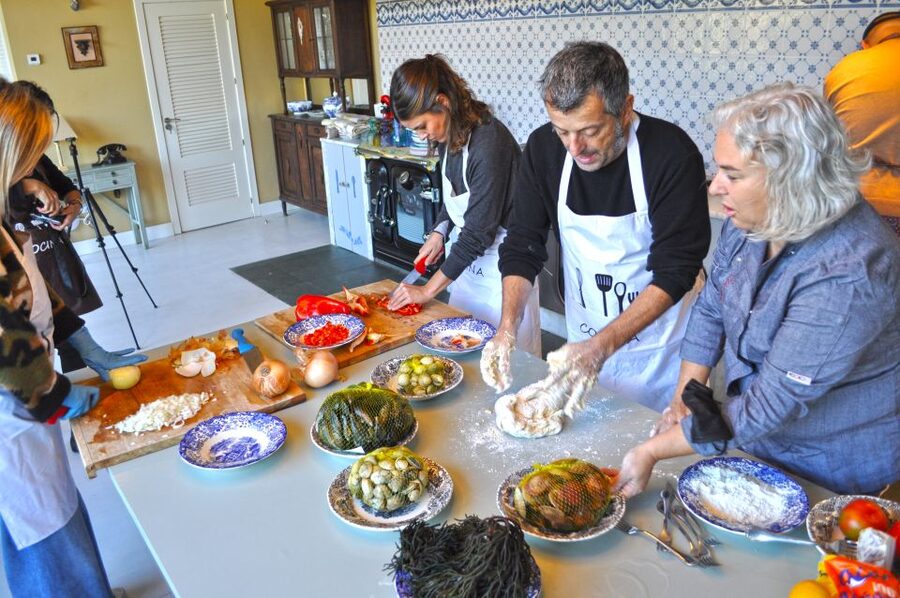 Pontevedra: Galician Cooking Class with Chef Instructor - A Pontevedra quinta kitchen beats the usual food tour routine