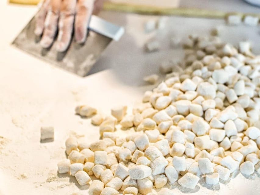 Positano: Small Group Cooking Class with Prosecco & Dessert - Wine, Prosecco, and the Real Meal Experience