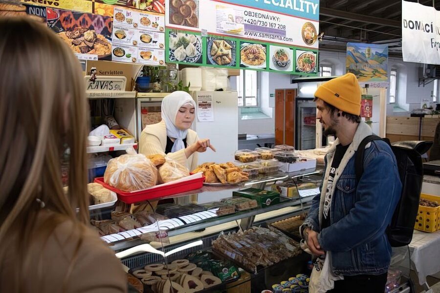 Prague: Traditional Czech Cooking Class with Market Tour - Holešovice Food Market and Hall 22: start where Czech food comes to life