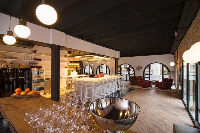 Premium Cooking Class in Designer Loft: Paella & Spanish Tapas - Key things to know before you cook