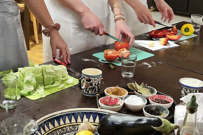Private 2 Hour Cooking Class with the Locals in Amman - Practical tips that make the class smoother