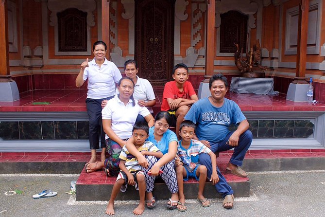 PRIVATE Authentic Balinese Cooking Class in Ubud at Putu's Home - Garden-to-compound details: where the ingredients come from