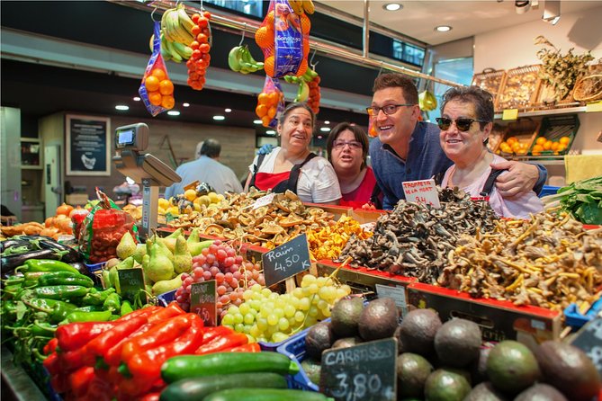 Private Barcelona Market Tour & Paella Cooking Class with Josh - From sangria to starters: building the meal around Spanish comfort food
