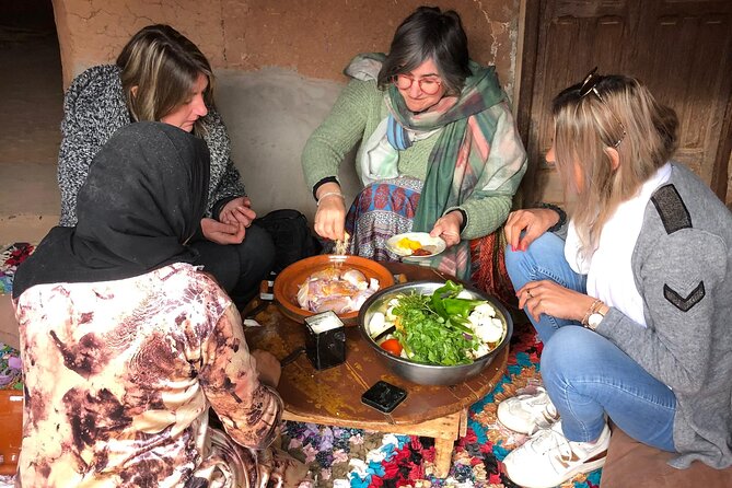 Private Berber Cooking Class at Fint Oasis with Lunch - Tasting your work, then fruit and a palm-grove walk