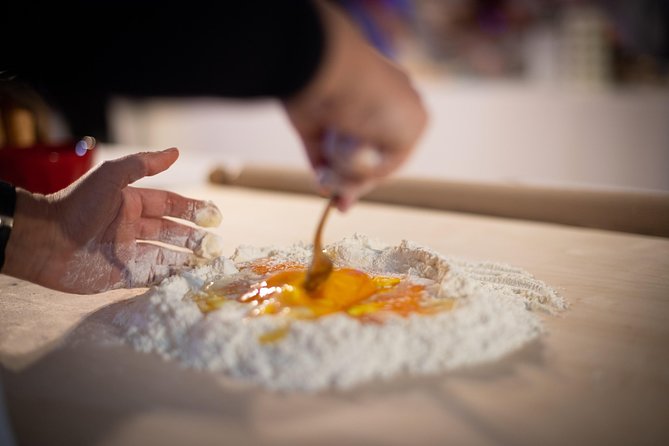 Private cooking class at a Cesarina's home with tasting in Matera - Inside a Cesarina home: a relaxed pace with real rules