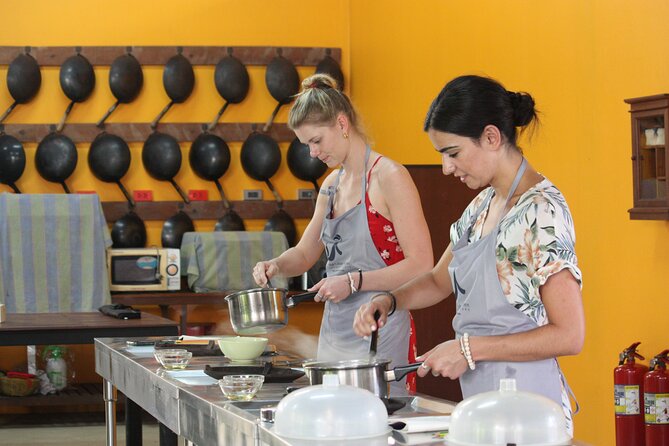 Private Half-Day Thai Cooking Class in Chiang Mai - Lunch Included: Eating What You Just Made