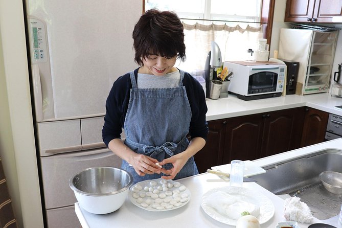Private Japanese Cooking Class in Sapporo with Local Host Kanae - Entering Kanae’s home kitchen in Sapporo