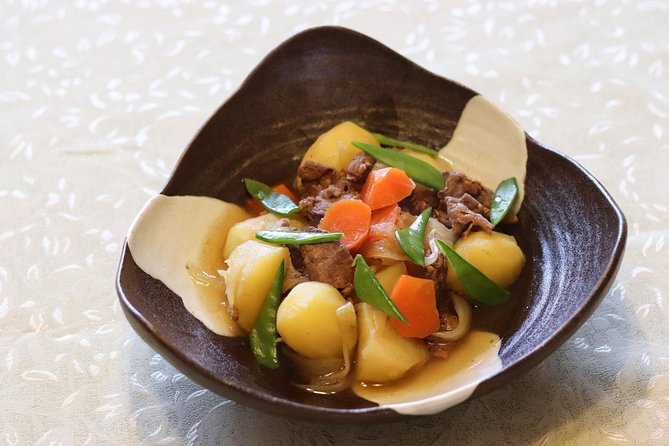 Private Japanese Home Cooking Class in Kyoto with Michiyo - Drinks Pairing: Alcohol or Non-Alcohol With Your Meal