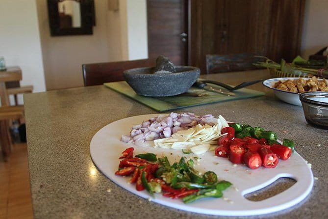 Private Javanese Cooking Class with Dotty in Tumbak Bayuh, Canggu - What you’ll cook: light crispy corn fritters and classic soya chicken