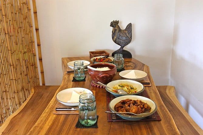 Private Javanese Cooking Class with Dotty in Tumbak Bayuh, Canggu - Vegetarian and dietary needs: tell Dotty ahead of time