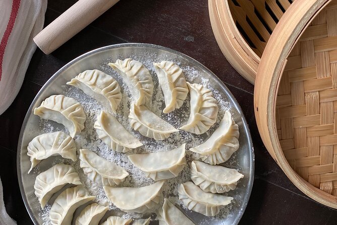 Private Local Cuisine Cooking Class In Singapore - Eating in a relaxed setting, plus team-building energy
