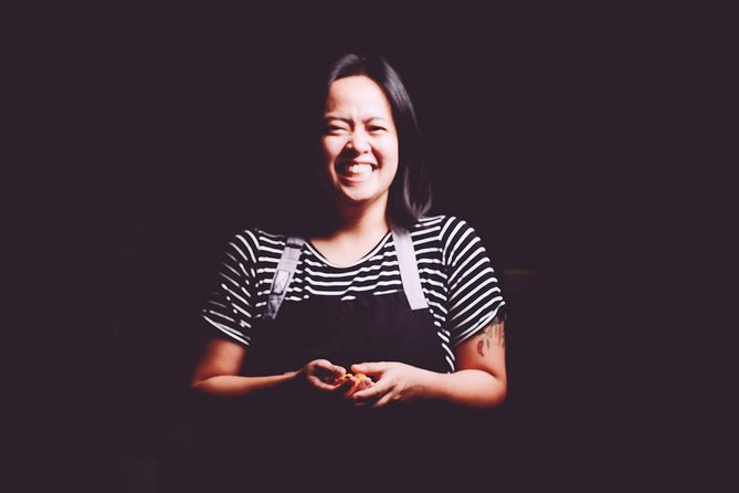 Private Market Tour and Filipino Cooking Class in Manila with Isi - Eating together: beer with your meal and a table-sized payoff