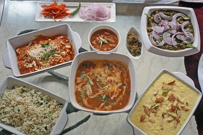 Private Market Tour and Vegetarian Cooking Class in Mumbai - Meeting Point and Timing: How the 3 Hours Usually Flow