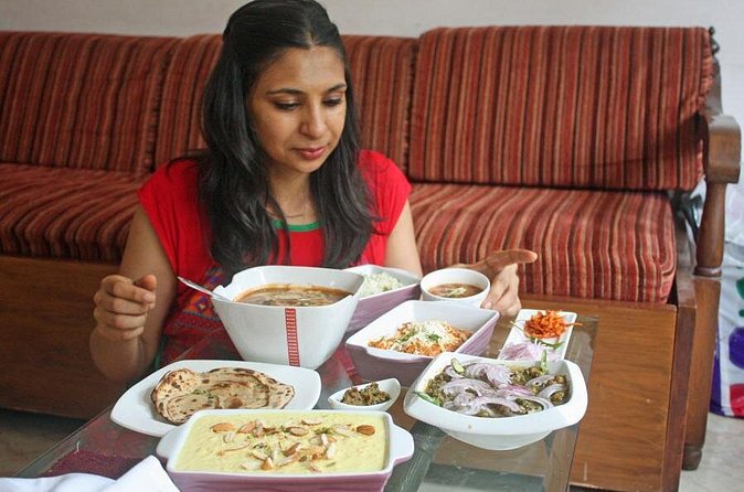Private Market Tour and Vegetarian Cooking Class in Mumbai - Vegan Options Without Losing the Punjabi Focus