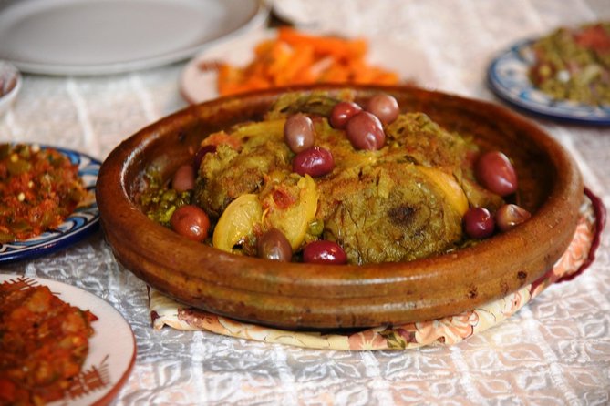 Private Market Tour & Cooking Class in Casablanca with Transfers - Menu options for vegetarian, vegan, and halal meals