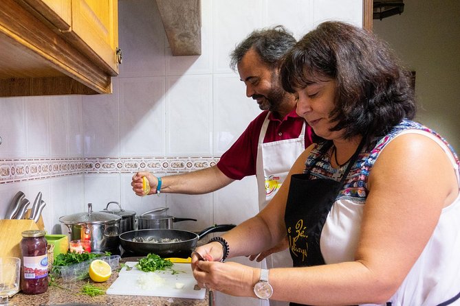 Private Portuguese Cooking Class in Lisbon with Paulo and Family - A family kitchen in Apelação: the real reason to book