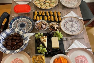 Private Portuguese Home Cooking Class in Lisbon with Defne - The 3-hour rhythm: cooking, dining, and a proper Lisbon finish
