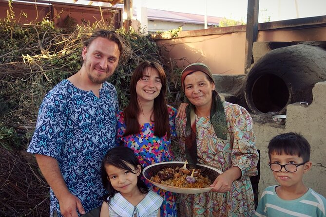 Private Samarkand Cooking Class with Market Tour & Transfers - Samarkand Market to Family Kitchen: How the 4 Hours Work