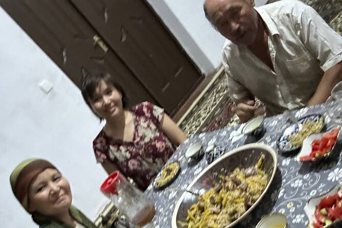 Private Samarkand Cooking Class with Market Tour & Transfers - Cooking Class in Samarkand: Plov and Salad, or Tandir Bread