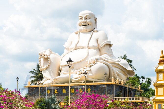 Private Tour - Mekong Delta 'My Tho' with Cooking Class 1 Day - Vinh Trang Pagoda: the calm cultural anchor