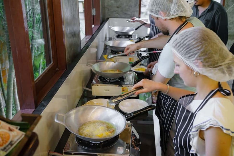 Railay: Hands-On Thai Cooking Class at Railay Beach - Key Things to Know Before You Cook on Railay Beach