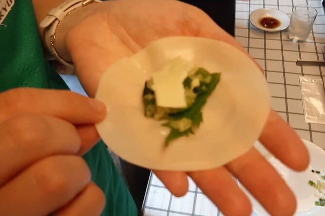 Ramen and Gyoza Cooking Class in Tokyo - Private class format in a Japanese-style house
