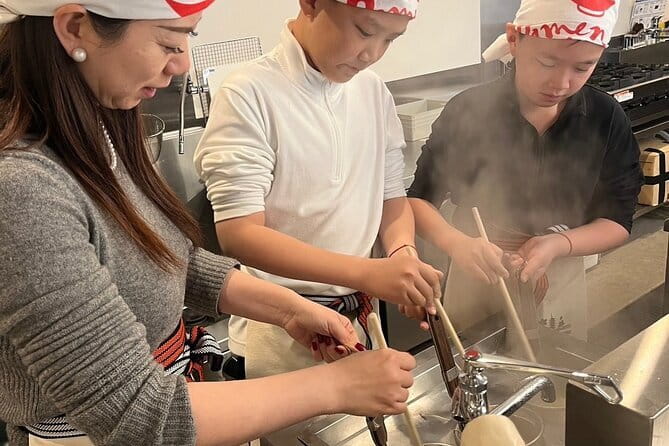 Ramen Cooking Class at Lake Kawaguchiko (Short Course) - Step 3: Boiling your handmade noodles in a real noodle cooker