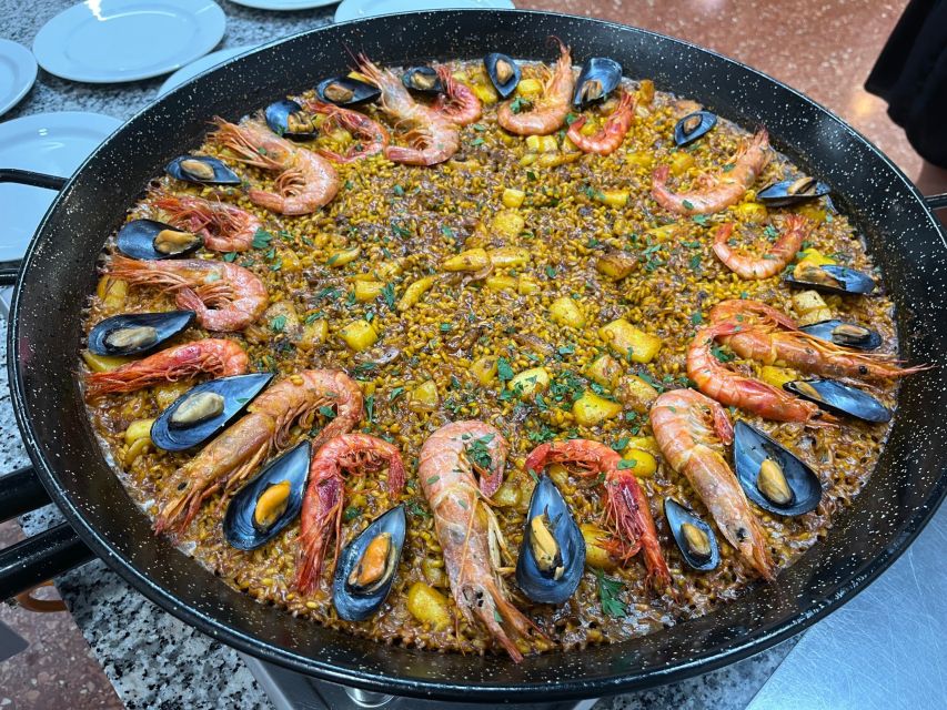 Real Paella Cooking Class – Market Visit & Sangría Workshop - Who this paella class is best for in Valencia