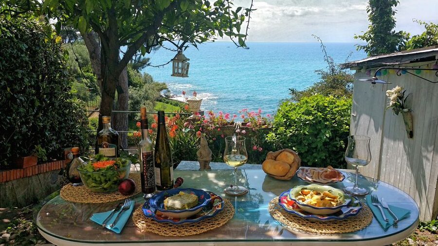 Recco: Cooking Class with Market Visit and Sea Views - From Train Station to Local Market: What You’ll Shop and Why