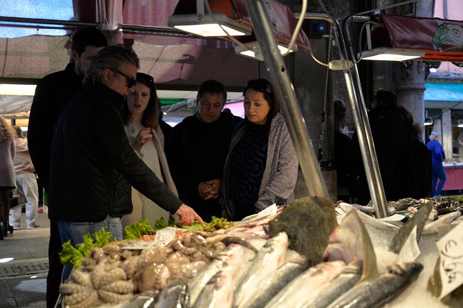 Rialto Market Tour with Hands on Cooking Class, Wine & Tiramisu - Should you book this Rialto Market and cooking class?
