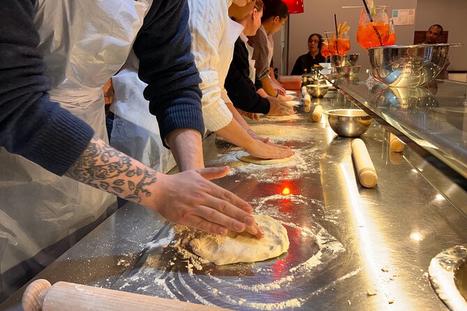 Roman Style Pizza Cooking Class & Spritz Flow in Rome - Spritz Flow, Music, and the Roman Mood Setup