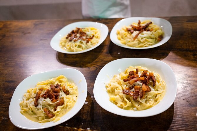 Rome Cooking Class 2-in-1: Make Fresh Pasta and Tiramisu Together - Welcome drinks and a clear plan for the night