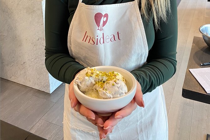 Rome Cooking Class: Gelato and Fettuccine Small Group Experience - Meeting point and pacing near the Vatican Museums