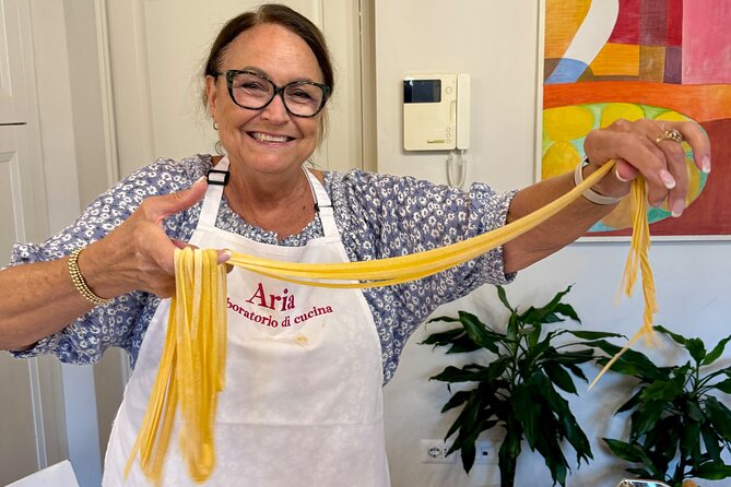 Rome : Cooking Class in a Real Roman Home in Trastevere - Key things that make this class worth your time