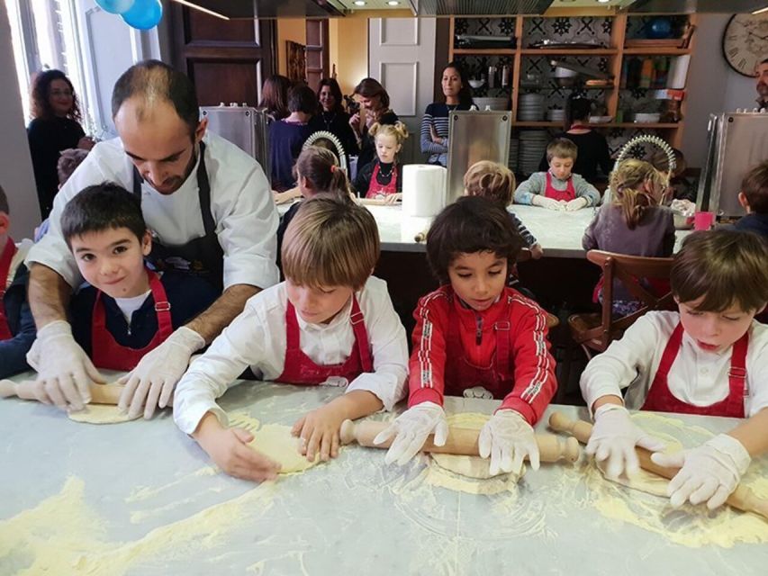 Rome: Gourmet Pizza Cooking Class (SHARED) - Dough from scratch: learning the feel, not just the steps