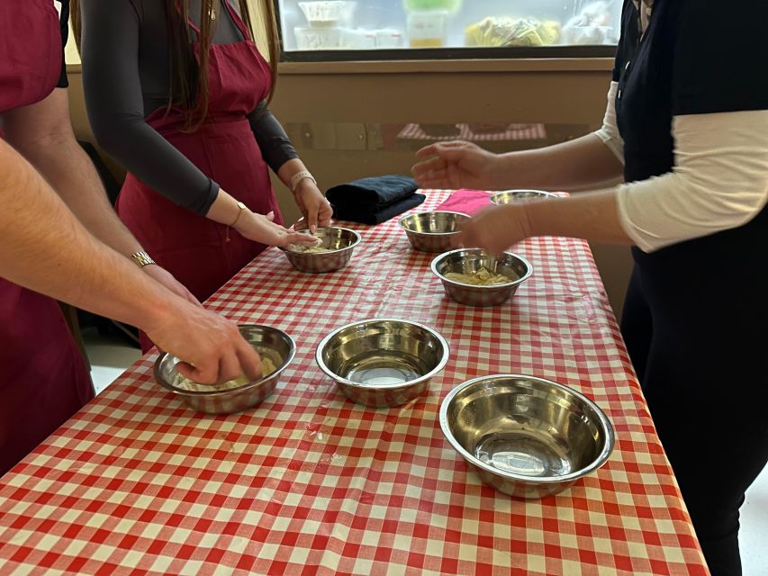 Rome: Homemade Pasta and Tiramisu Cooking Class - Key moments that make this class worth your time