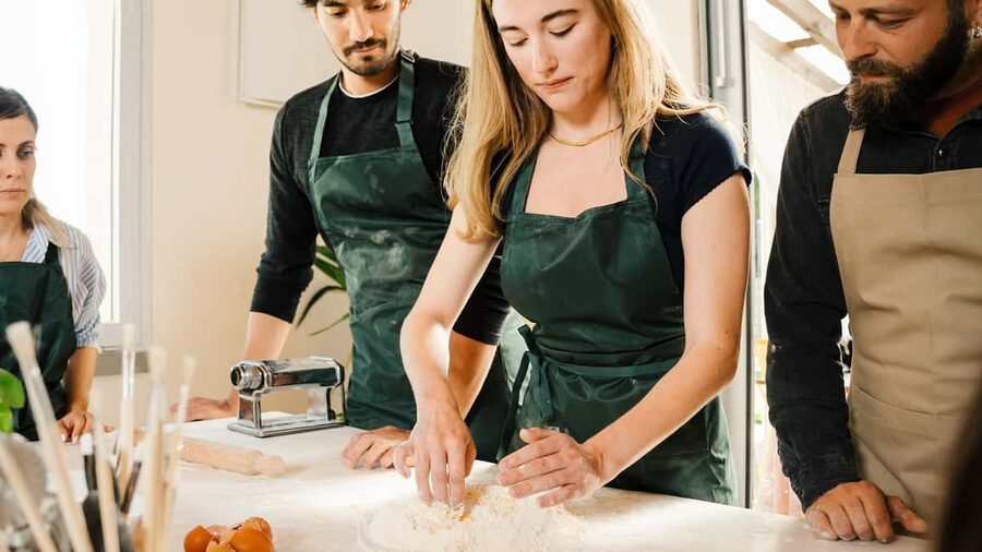 Rome: Pasta and Tiramisu Cooking Class with Prosecco - Handmade Fettuccine: Learning the Texture Before You Cut