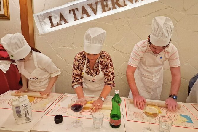 Rome: Pasta Cooking Class, Dinner & Wine in Authentic Restaurant - Key takeaways before you go